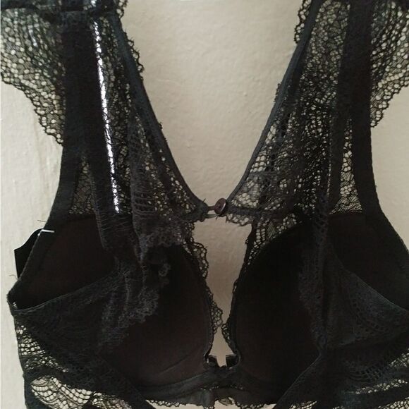 Lace bra with patter design 34c - Picture 3 of 3